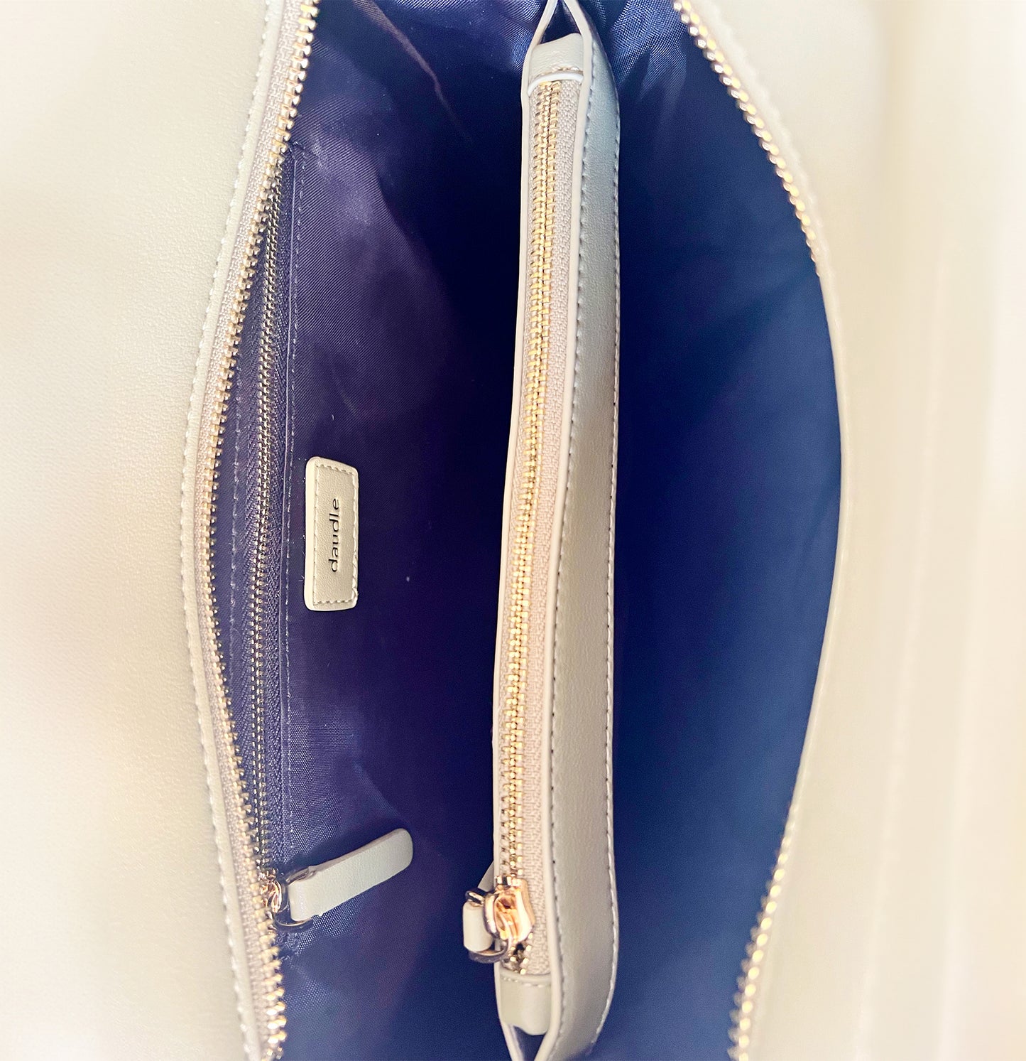 Green Elegance | Designer Tote Bag - LIMITED EDITION